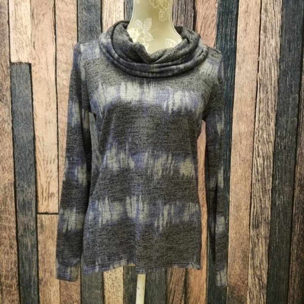 Long Sleeve Cowl Neck Keyhole Back Top